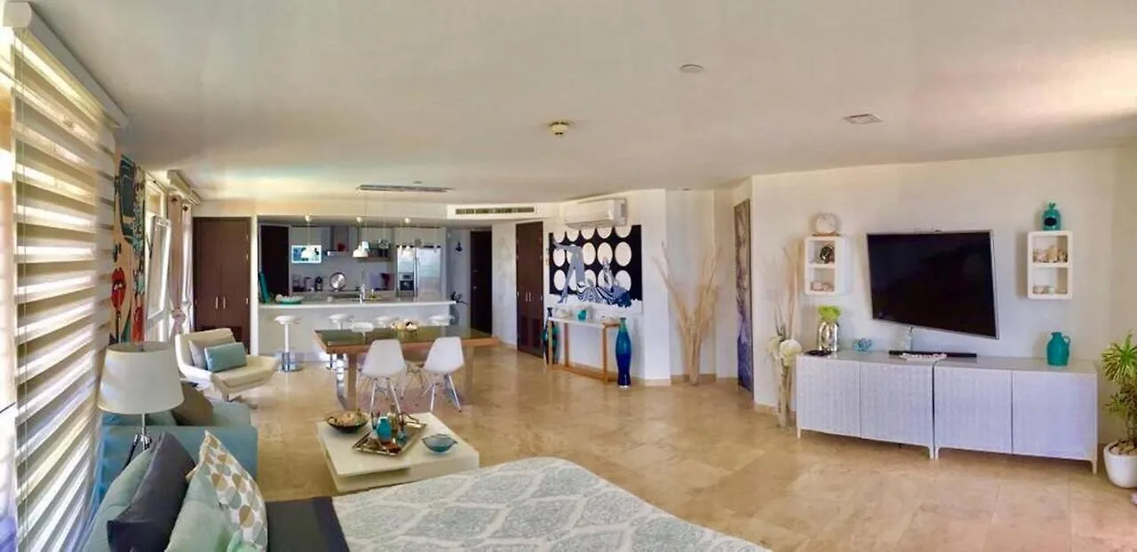 Modern Loft ,Eagle Beach ,Oasis Condo Palm Beach Holiday home