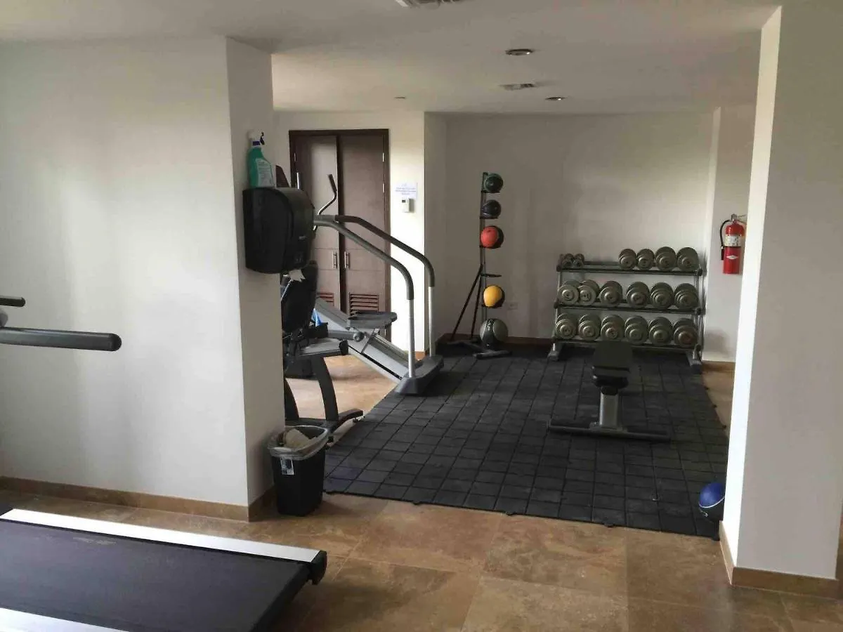 Holiday home Modern Loft ,Eagle Beach ,Oasis Condo Palm Beach