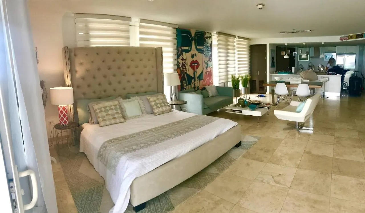 Modern Loft ,Eagle Beach ,Oasis Condo Palm Beach 0*,  Aruba